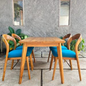 Kenzi Meja Makan Set