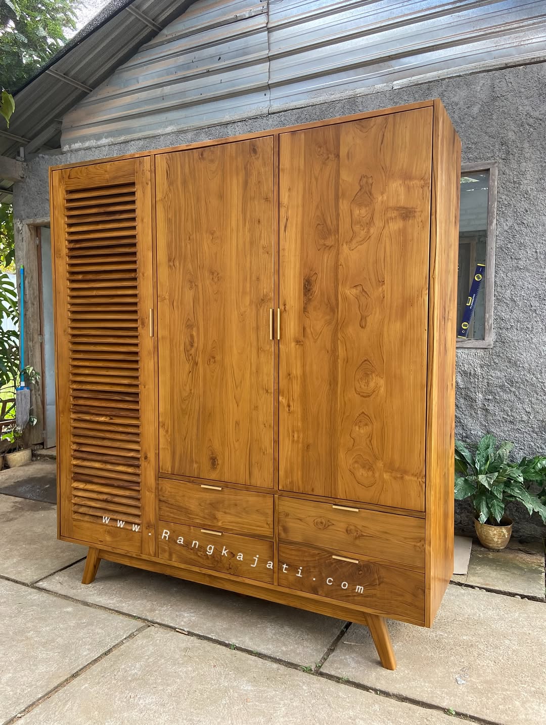 Lemari Pakaian Mochi 3 pintu - Gambar 5