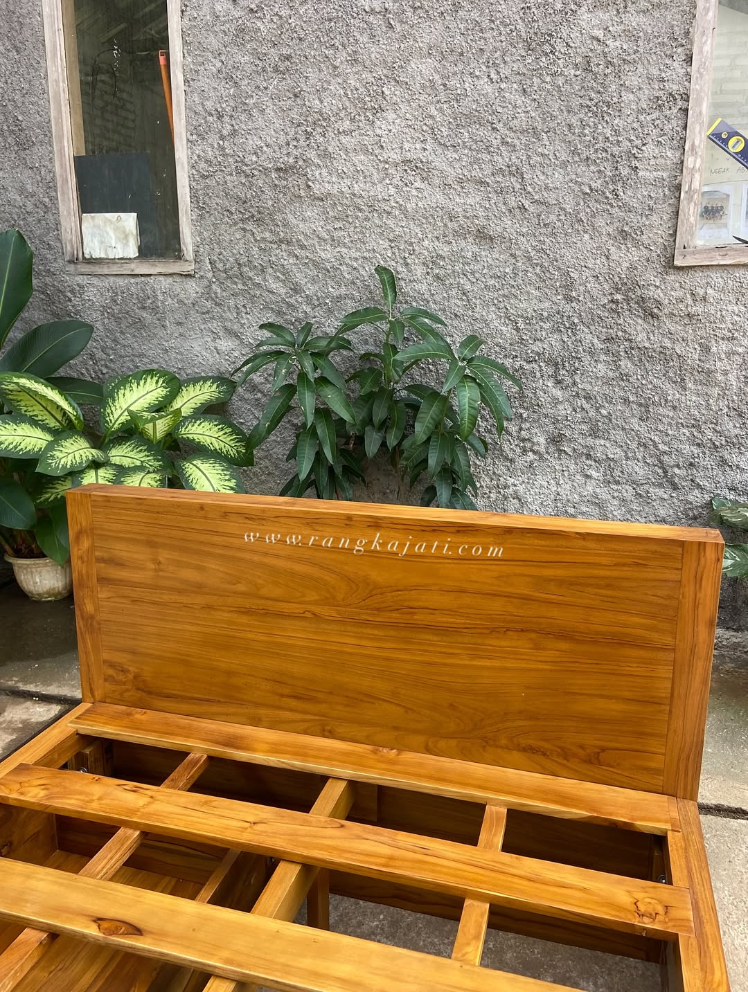 Natsuki Tempat Tidur Minimalis - Gambar 3