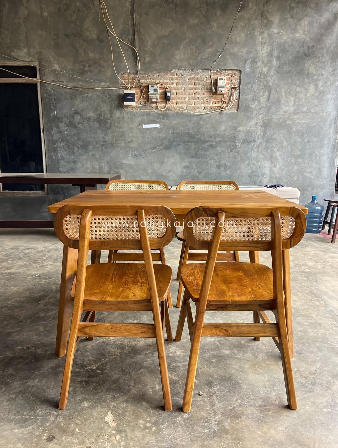 Daiki Meja Makan Set - Gambar 4