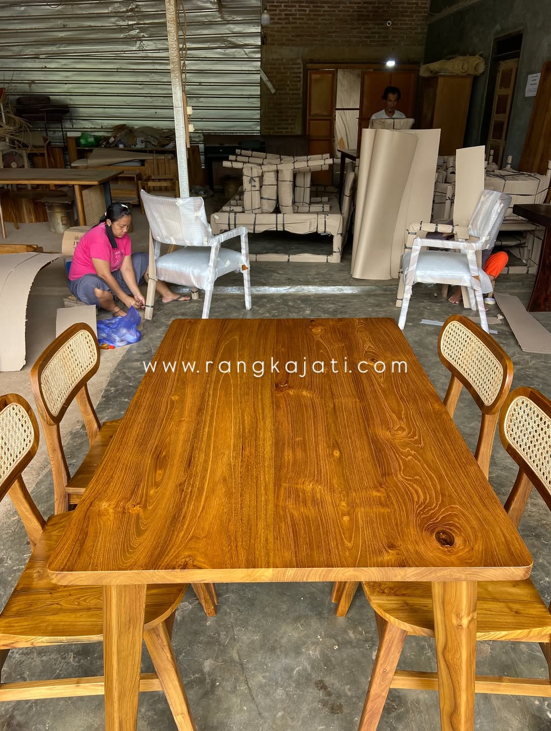 Daiki Meja Makan Set - Gambar 5