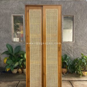 Yuri Lemari Pakaian 2 Pintu Rotan Sliding