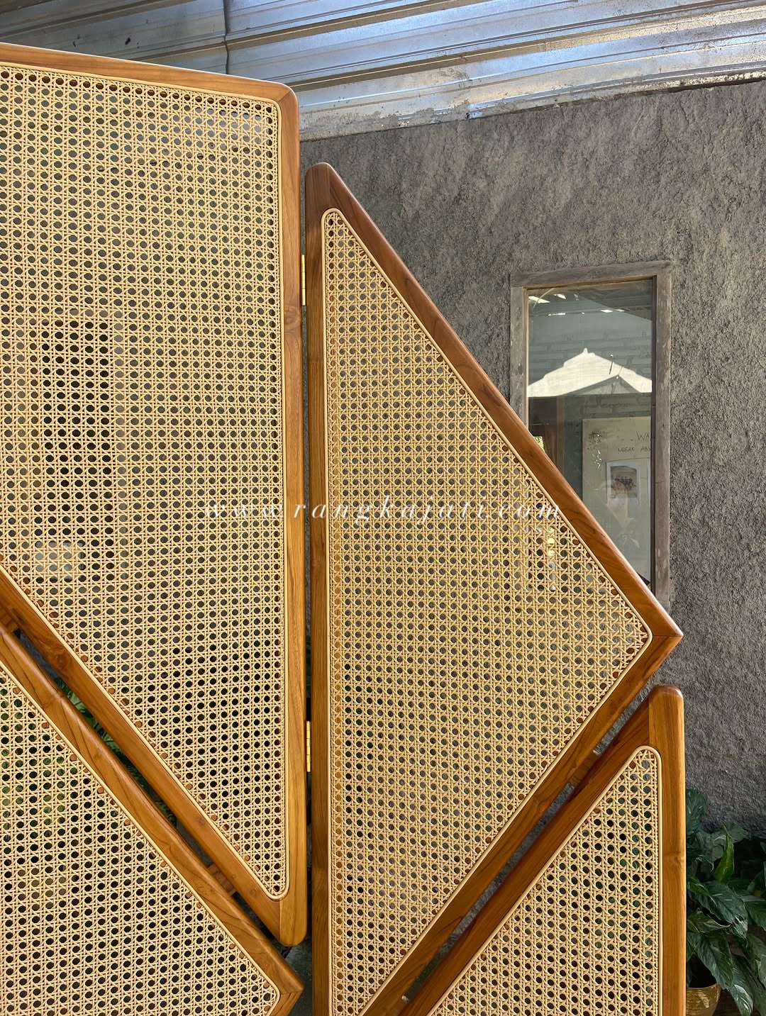 Gea Partisi Ruang Tamu Minimalis - Gambar 2