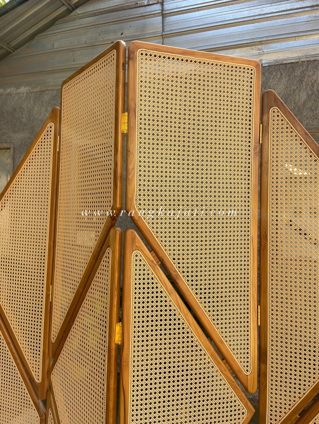 Gea Partisi Ruang Tamu Minimalis - Gambar 3